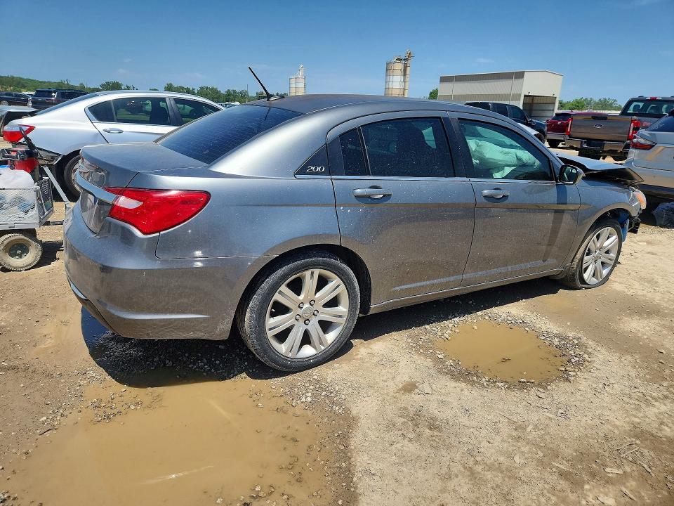 2013 CHRYSLER SEBRING — Фото 3 из 12