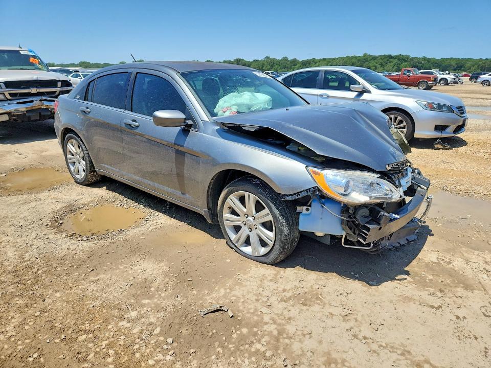 2013 CHRYSLER SEBRING — Фото 4 из 12