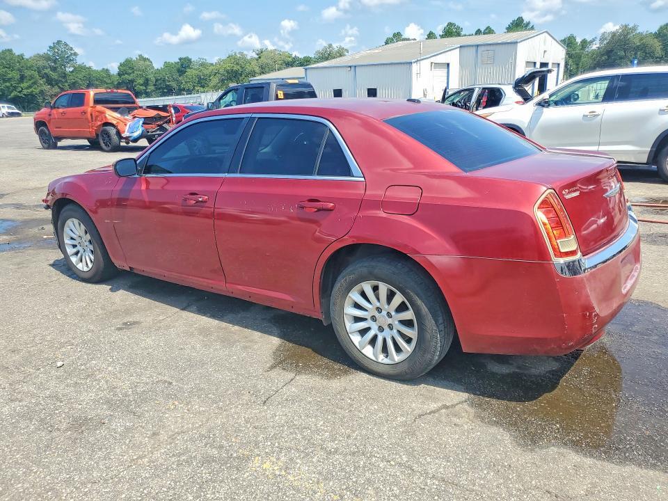 2013 CHRYSLER 300 — Фото 2 из 12