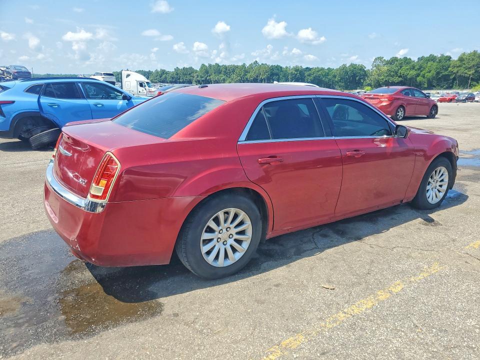 2013 CHRYSLER 300 — Фото 3 из 12