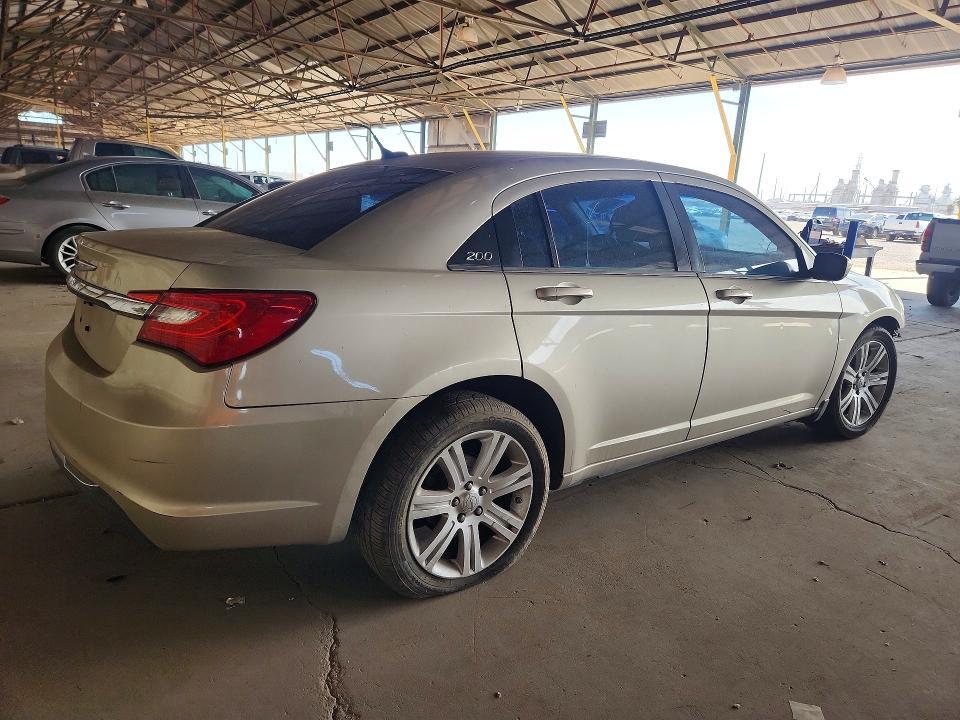 2013 CHRYSLER 200 LX — Фото 3 из 12