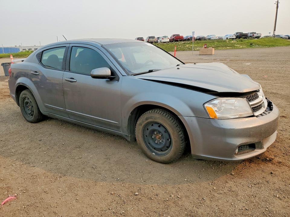 1C3CDZCBXDN675015 2013 DODGE AVENGER photo no. 4