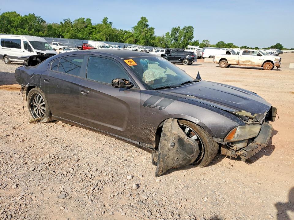 2C3CDXCT3DH706742 2013 DODGE CHARGER photo no. 4