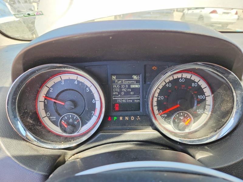 2013 DODGE GRAND CARAVAN SXT — Фото 9 из 13