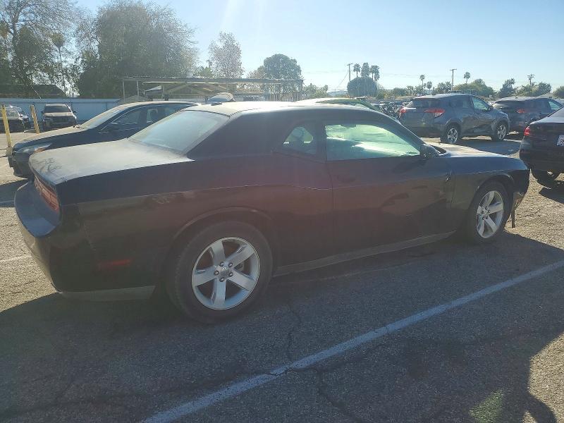 2013 DODGE CHALLENGER SXT — Фото 3 из 12