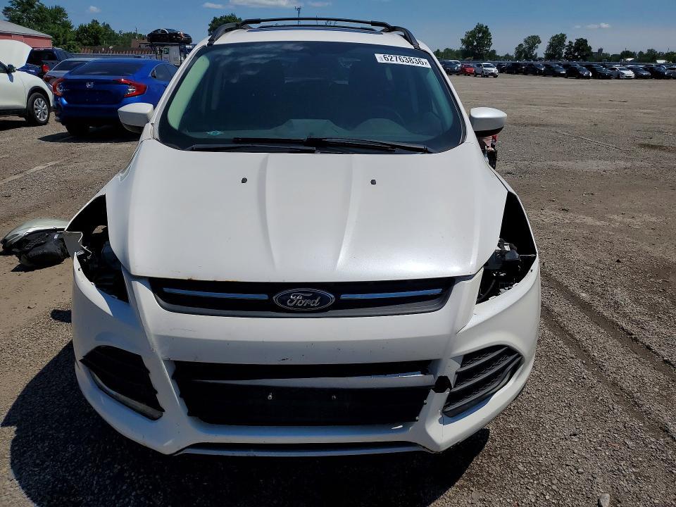 1FMCU9GX0DUC96804 2013 FORD ESCAPE photo no. 5