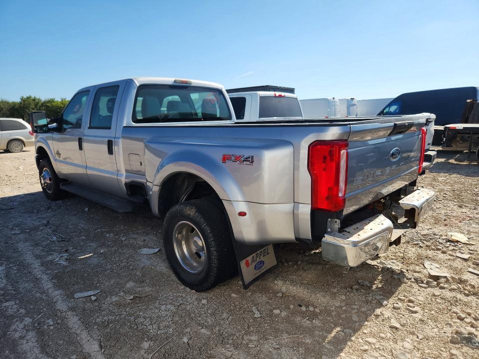 2013 FORD F350 SUPER DUTY — Фото 2 из 13
