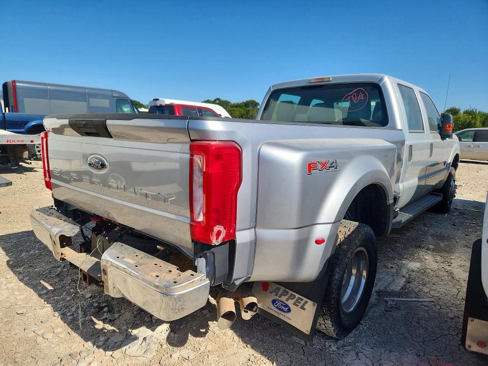 2013 FORD F350 SUPER DUTY — Фото 3 из 13
