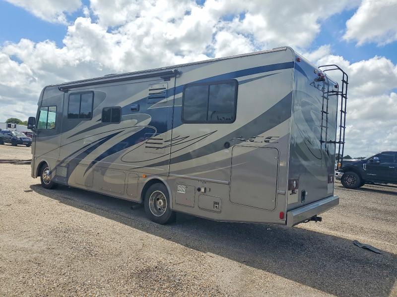 2013 FORD F53 RV — Фото 3 из 10