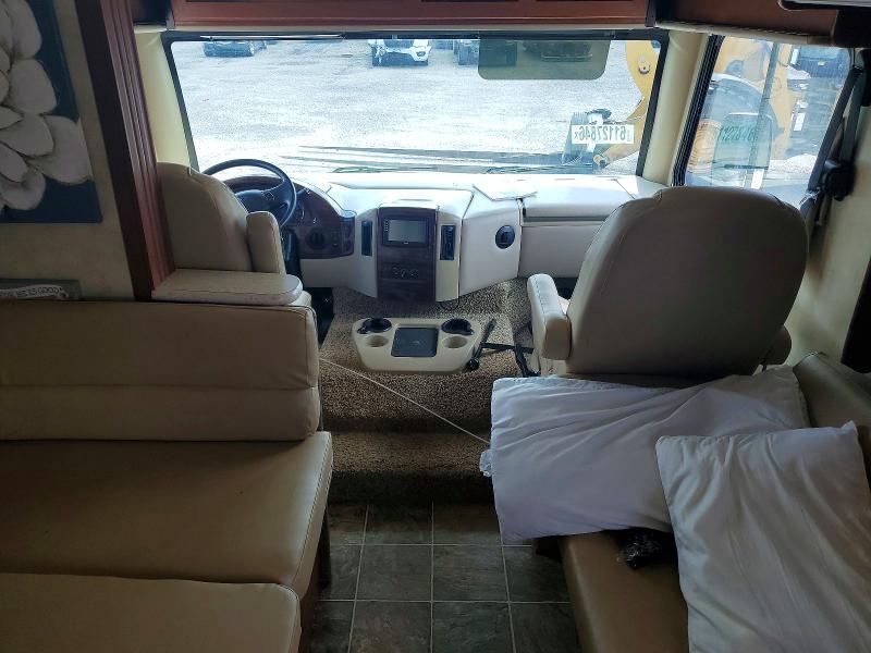2013 FORD F53 RV — Фото 5 из 10