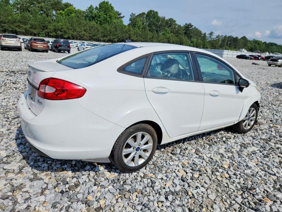 2013 FORD FIESTA SE — Фото 3 из 12