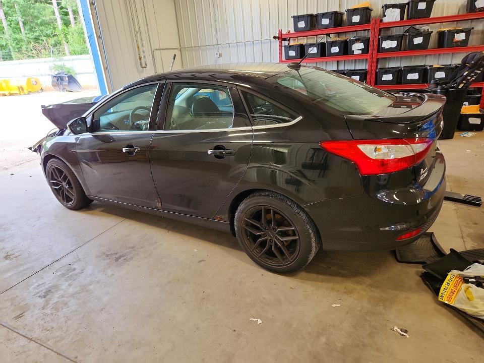 1FADP3J25DL107571 2013 FORD FOCUS photo no. 2