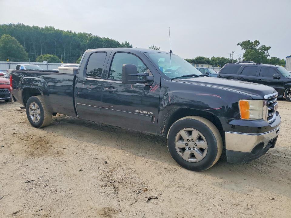 2013 GMC SIERRA C1500 SLE — Фото 4 из 12
