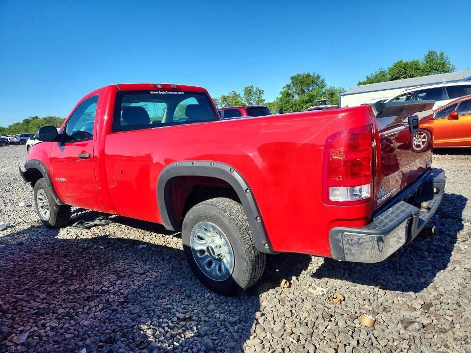 2013 GMC SIERRA C1500 — Фото 2 из 12