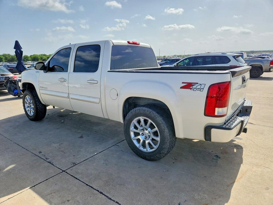 2013 GMC SIERRA K1500 SLT — Фото 2 из 12