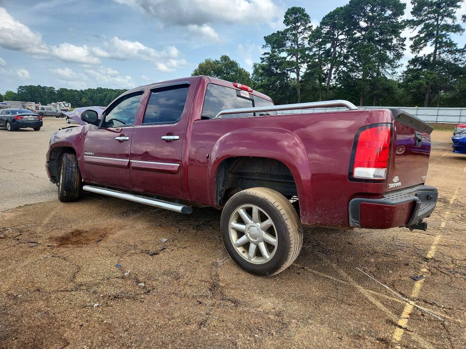2013 GMC SIERRA C1500 DENALI — Фото 2 из 12