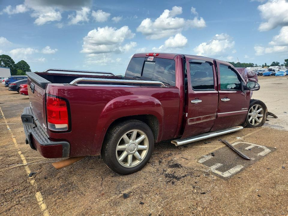 2013 GMC SIERRA C1500 DENALI — Фото 3 из 12