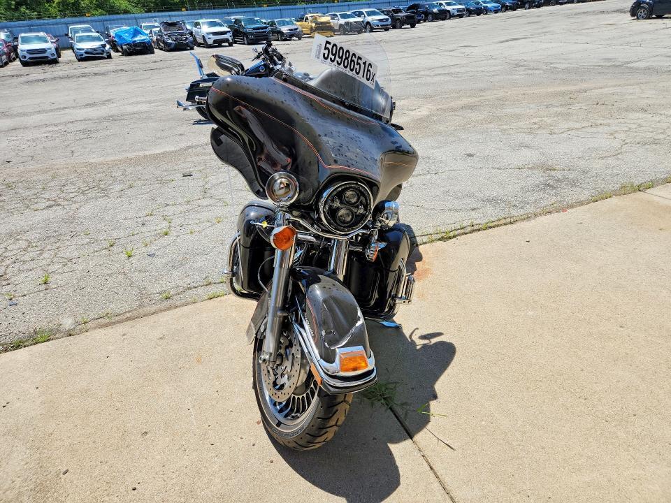 1HD1FLM19DB636352 2013 HARLEY-DAVIDSON FLHTCU photo no. 2