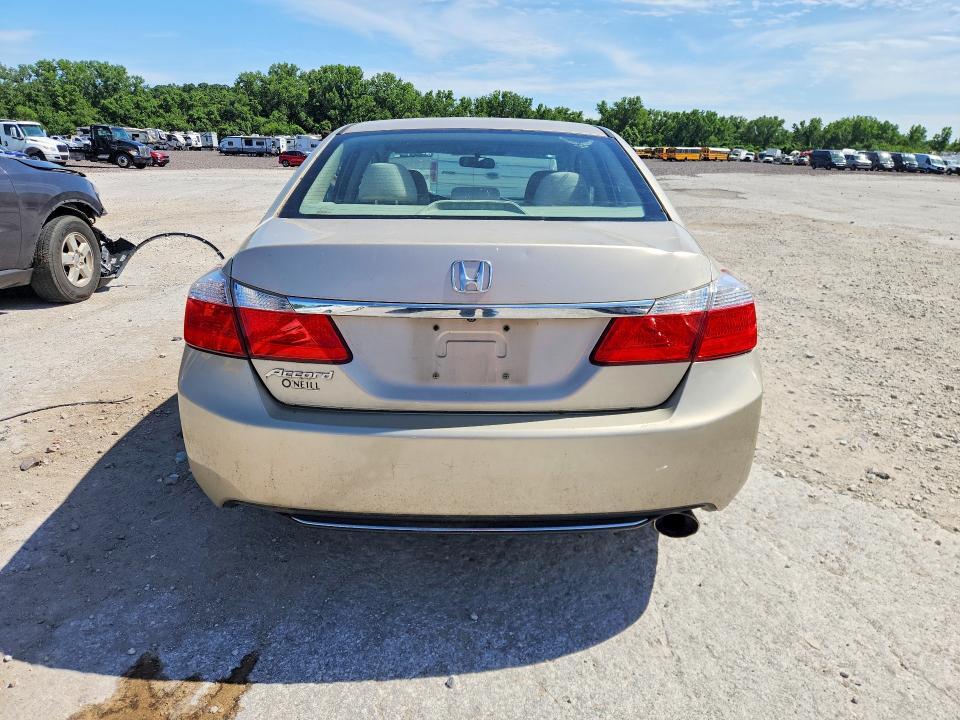 2013 HONDA ACCORD LX — Фото 6 из 12