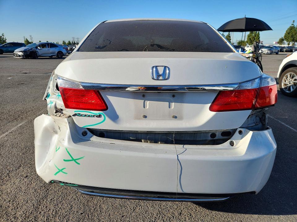 1HGCR2F33DA030210 2013 HONDA ACCORD photo no. 6