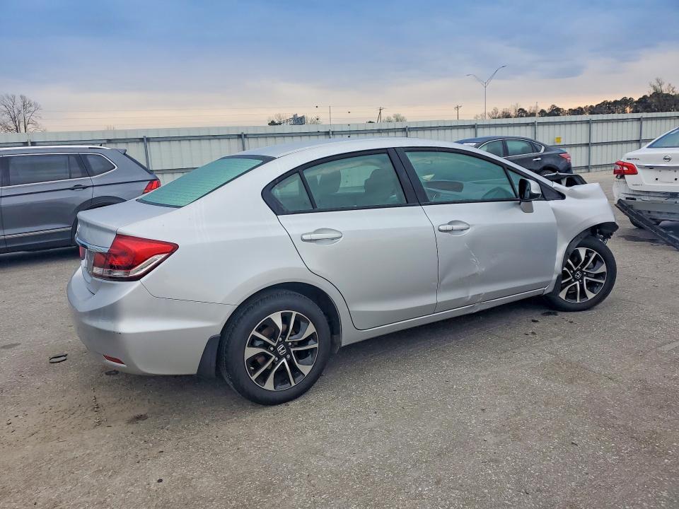 2HGFB2F94DH546101 2013 HONDA CIVIC photo no. 3