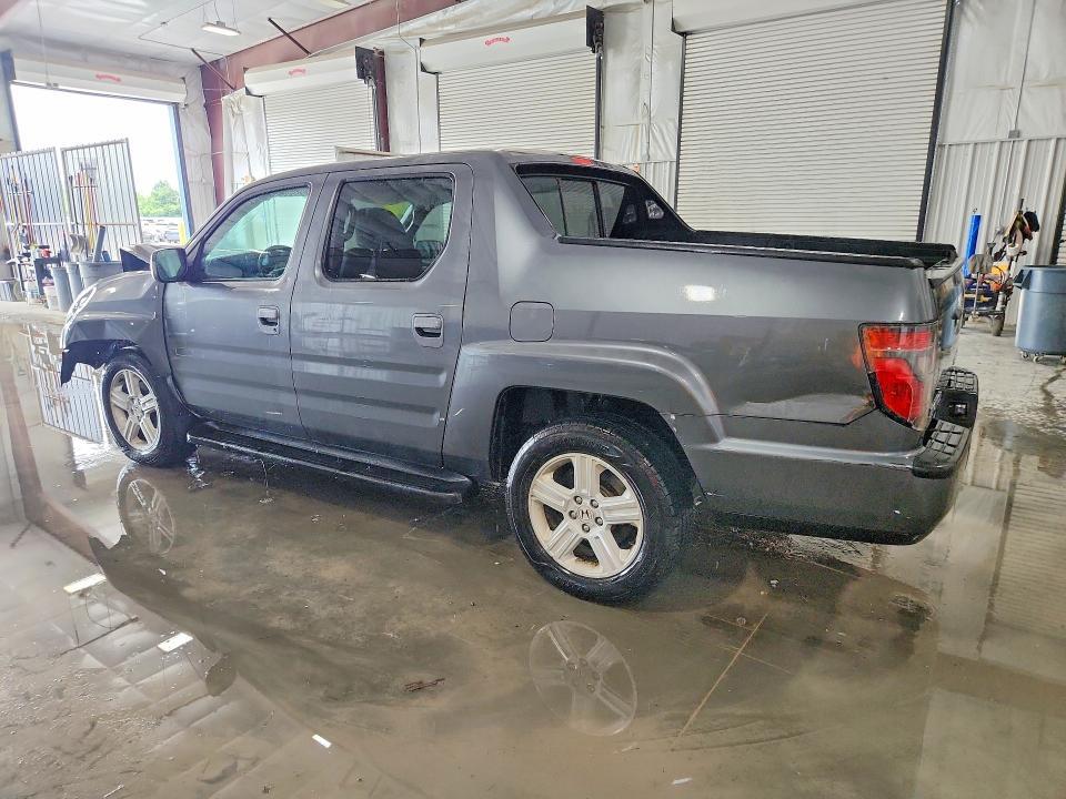 2013 HONDA RIDGELINE RTL — Фото 2 из 13