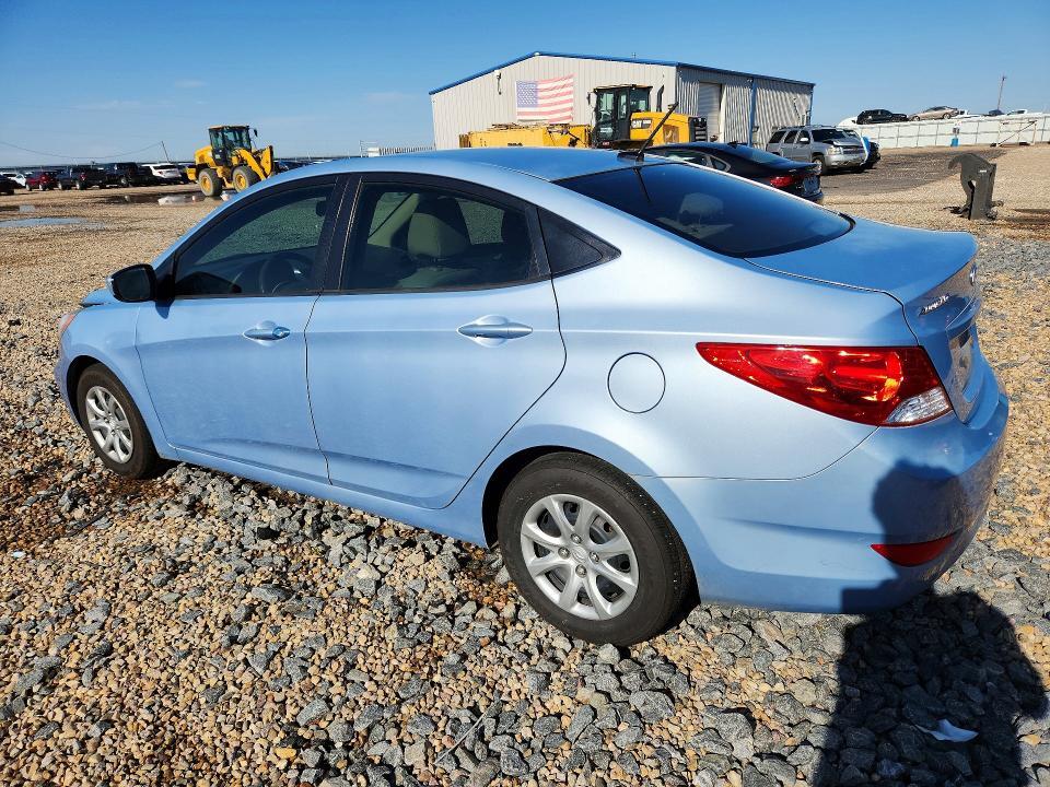 KMHCT4AE2DU336779 2013 HYUNDAI ACCENT photo no. 2