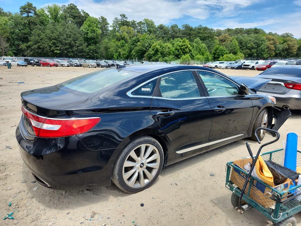 2013 HYUNDAI AZERA BASE — Фото 3 из 12