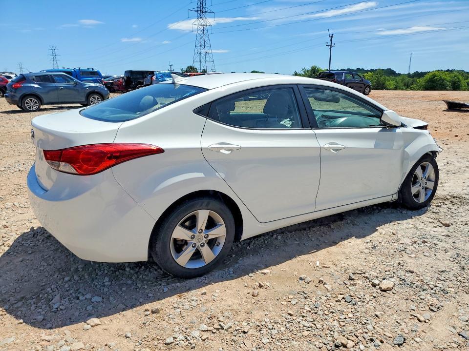 2013 HYUNDAI ELANTRA GLS — Фото 3 из 12