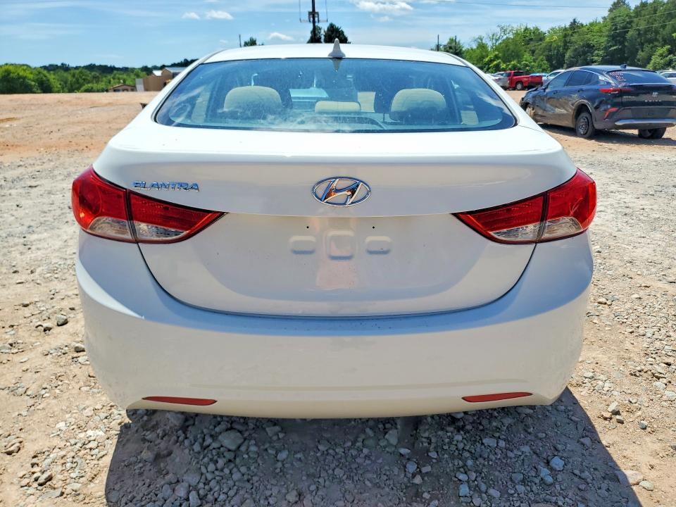 2013 HYUNDAI ELANTRA GLS — Фото 6 из 12