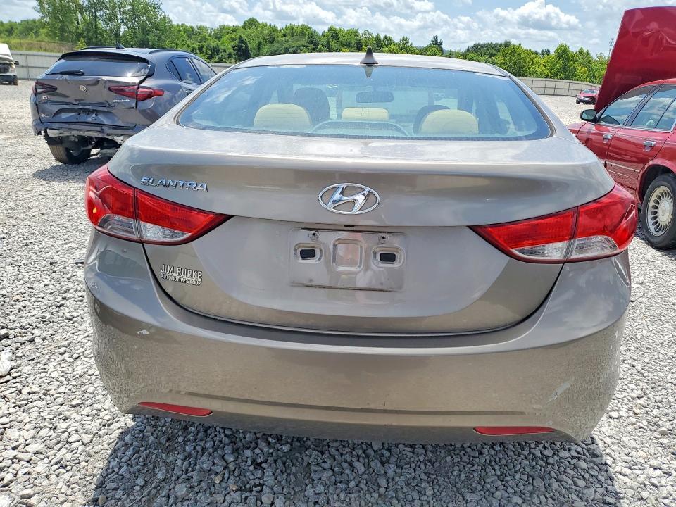 2013 HYUNDAI ELANTRA GLS — Фото 6 из 12