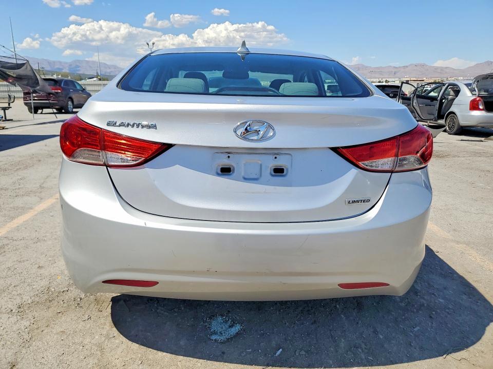KMHDH4AE8DU967056 2013 HYUNDAI ELANTRA photo no. 6