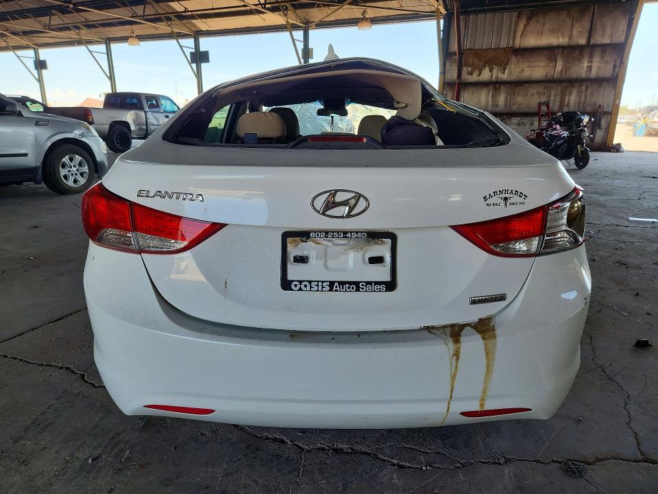 5NPDH4AEXDH231329 2013 HYUNDAI ELANTRA photo no. 6