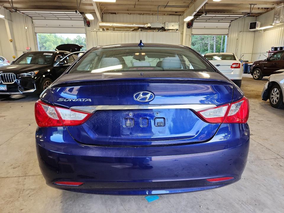 2013 HYUNDAI SONATA GLS — Фото 6 из 12