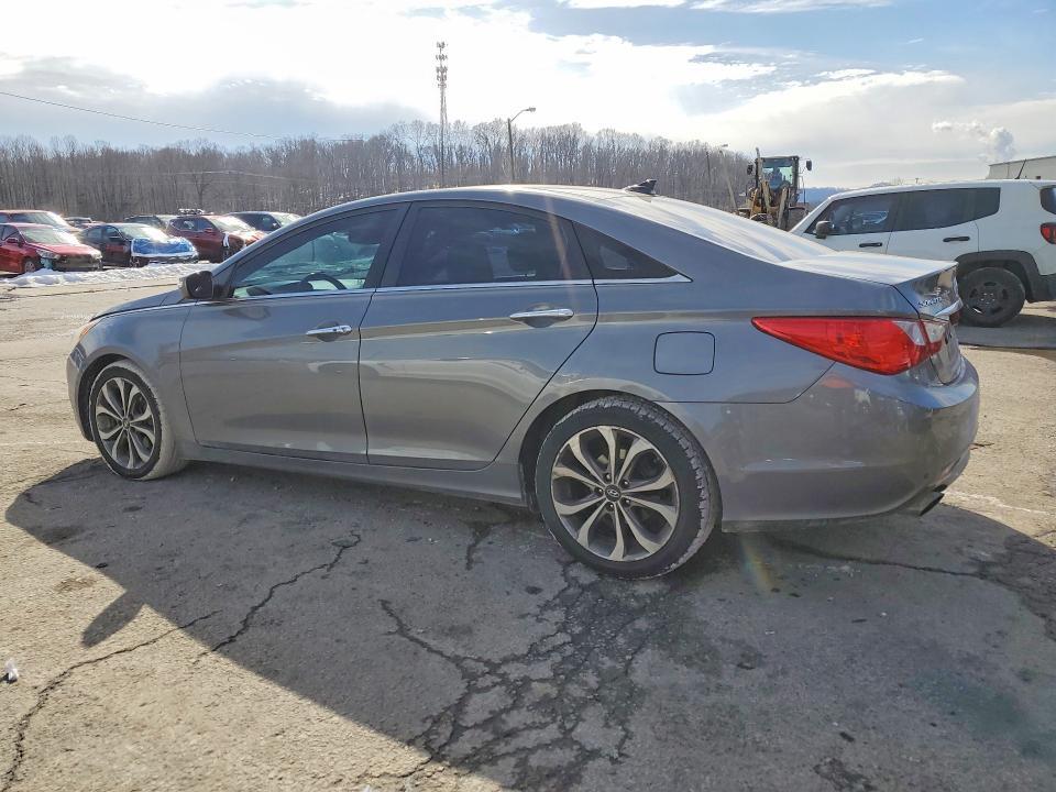 2013 HYUNDAI SONATA — Фото 2 из 12