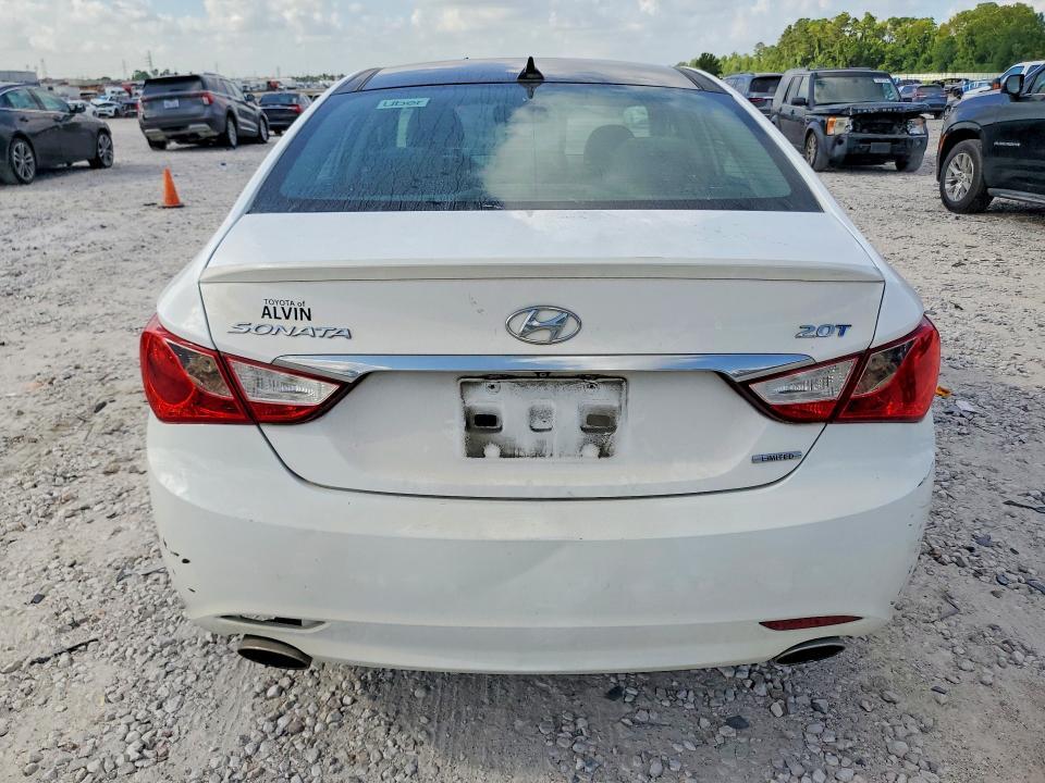 2013 HYUNDAI SONATA LIMITED 2.0T — Фото 6 из 12