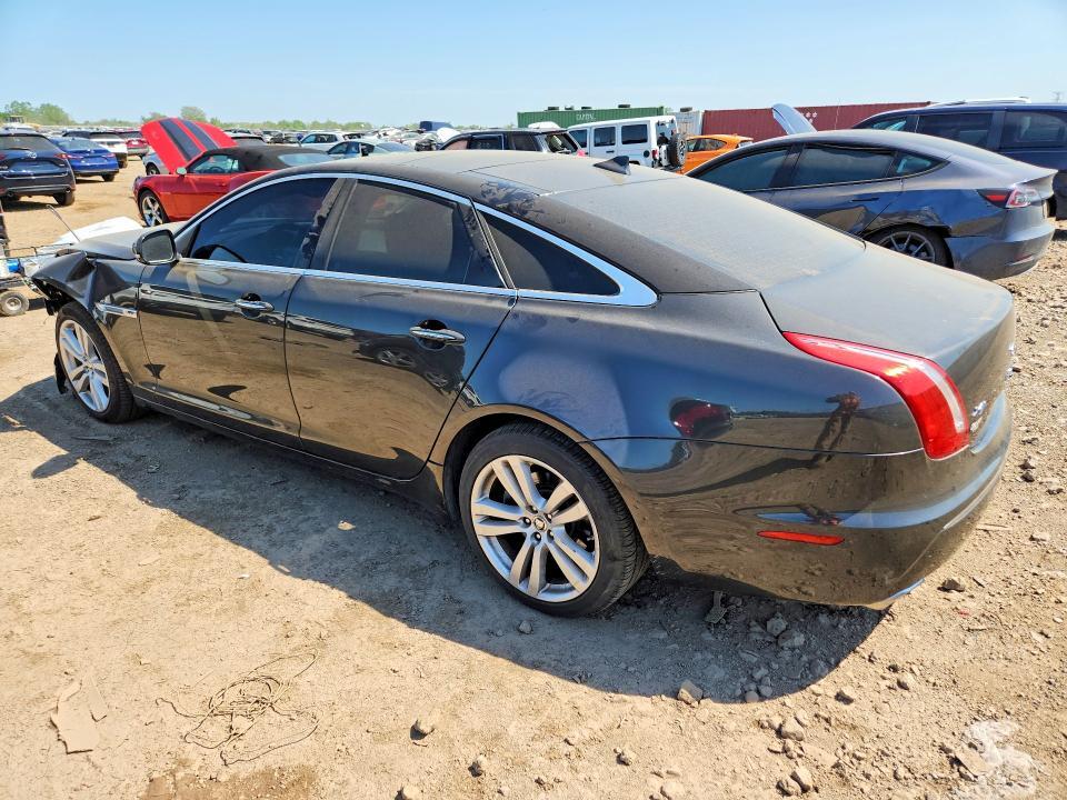 2013 JAGUAR XJ — Фото 2 из 13