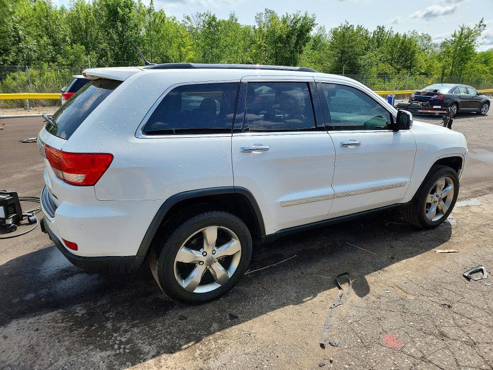 2013 JEEP GRAND CHEROKEE OVERLAND — Фото 3 из 13