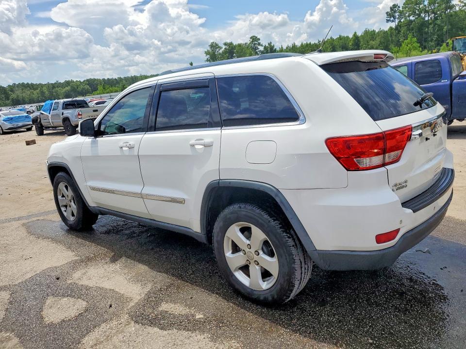 2013 JEEP GRAND CHEROKEE LAREDO — Фото 2 из 13