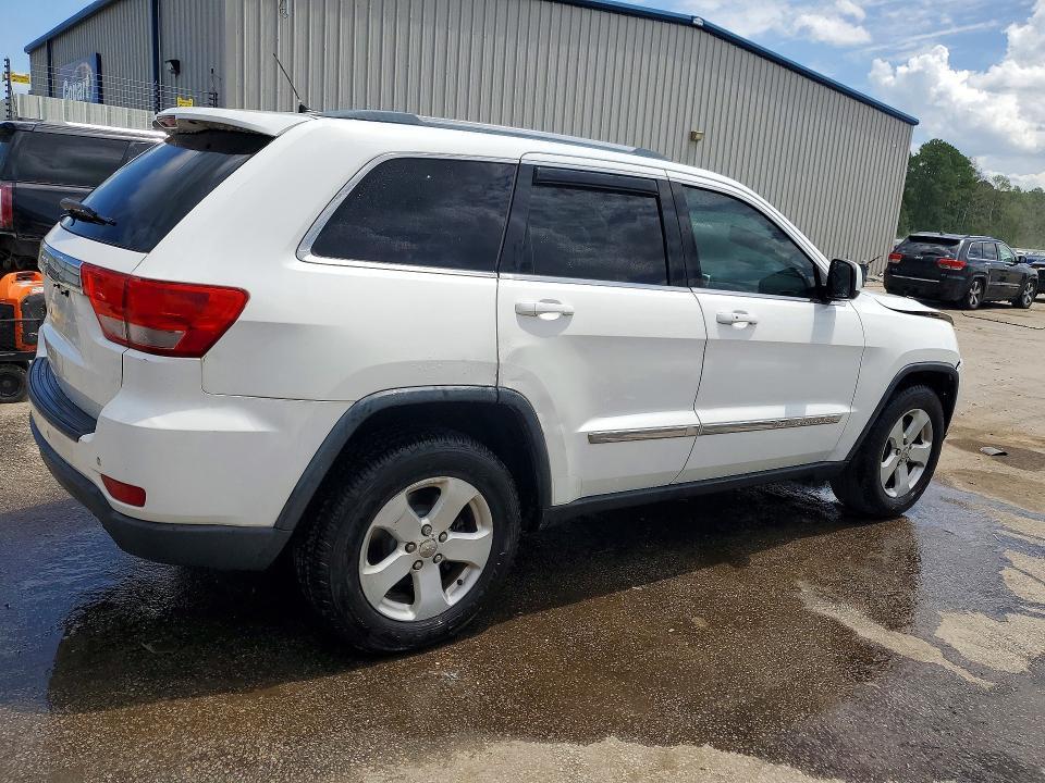 2013 JEEP GRAND CHEROKEE LAREDO — Фото 3 из 13