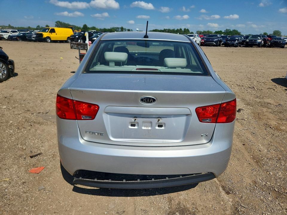 KNAFU4A28D5733697 2013 KIA FORTE photo no. 12