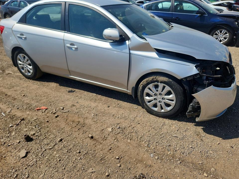 KNAFU4A28D5733697 2013 KIA FORTE photo no. 8