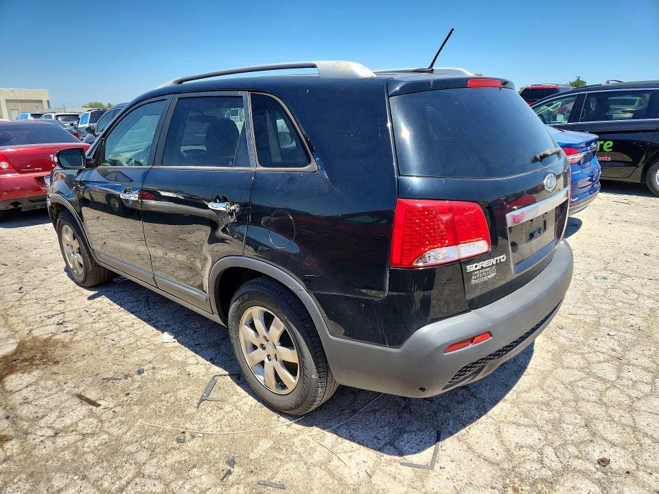 2013 KIA SORENTO LX — Фото 2 из 13