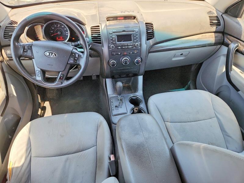 2013 KIA SORENTO LX — Фото 8 из 13