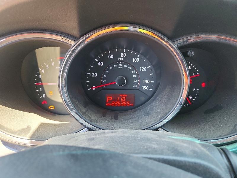 2013 KIA SORENTO LX — Фото 9 из 13