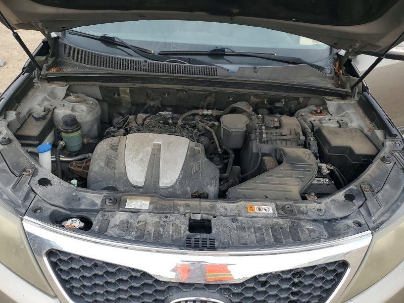 2013 KIA SORENTO LX — Фото 12 из 13