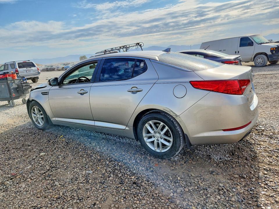 KNAGM4A71D5389114 2013 KIA OPTIMA photo no. 2