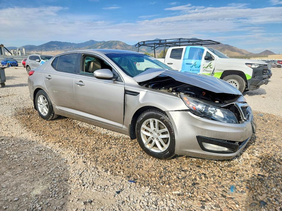 KNAGM4A71D5389114 2013 KIA OPTIMA photo no. 4
