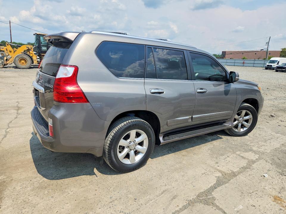 2013 LEXUS GX 460 — Фото 3 из 13