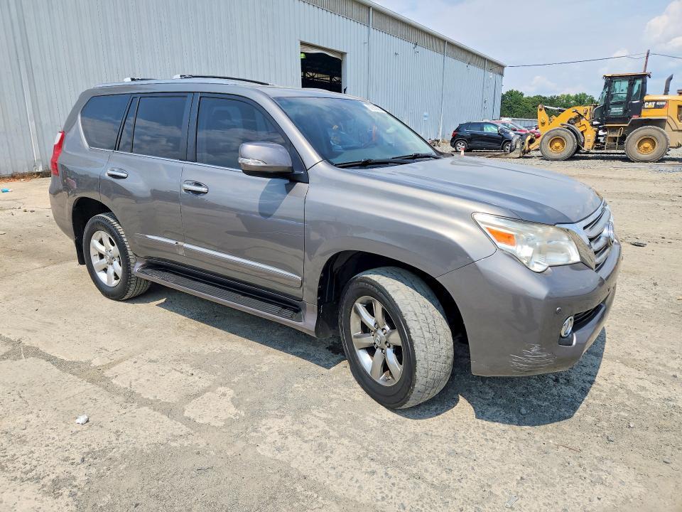 2013 LEXUS GX 460 — Фото 4 из 13